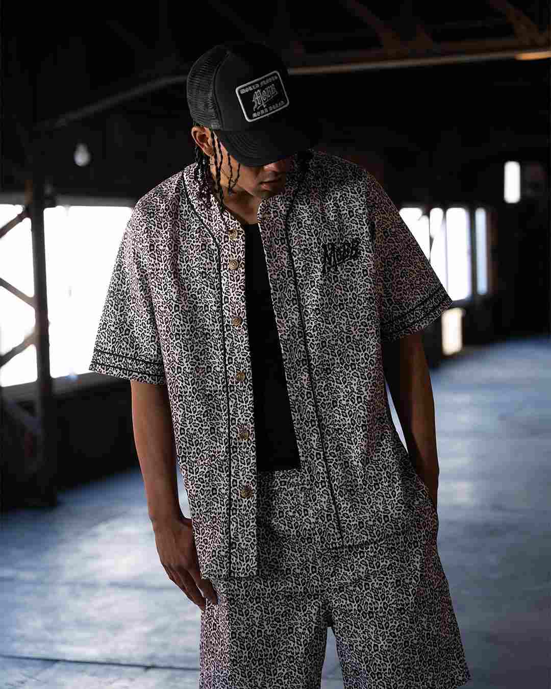 2025 SPRING SUMMER SEASON LOOKBOOK